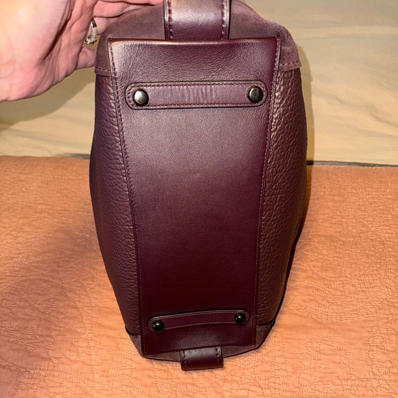 Coach Edie 42 in mixed leather Oxblood color - Picture 5 of 13